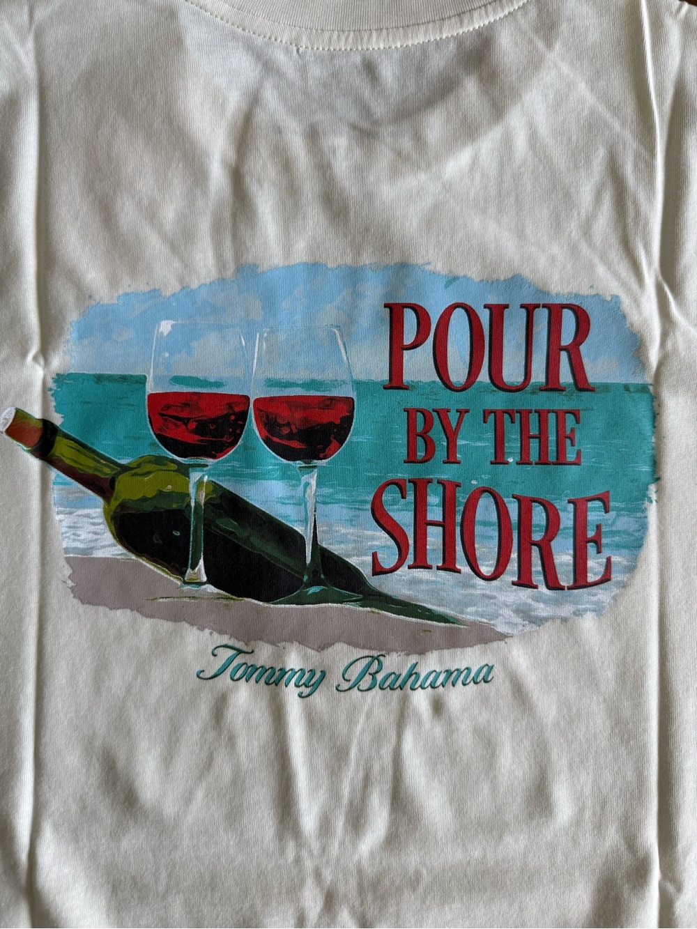 Tommy Bahama Cream Short Sleeve Tee!  POUR BY THE SHORE   NWTS!   S